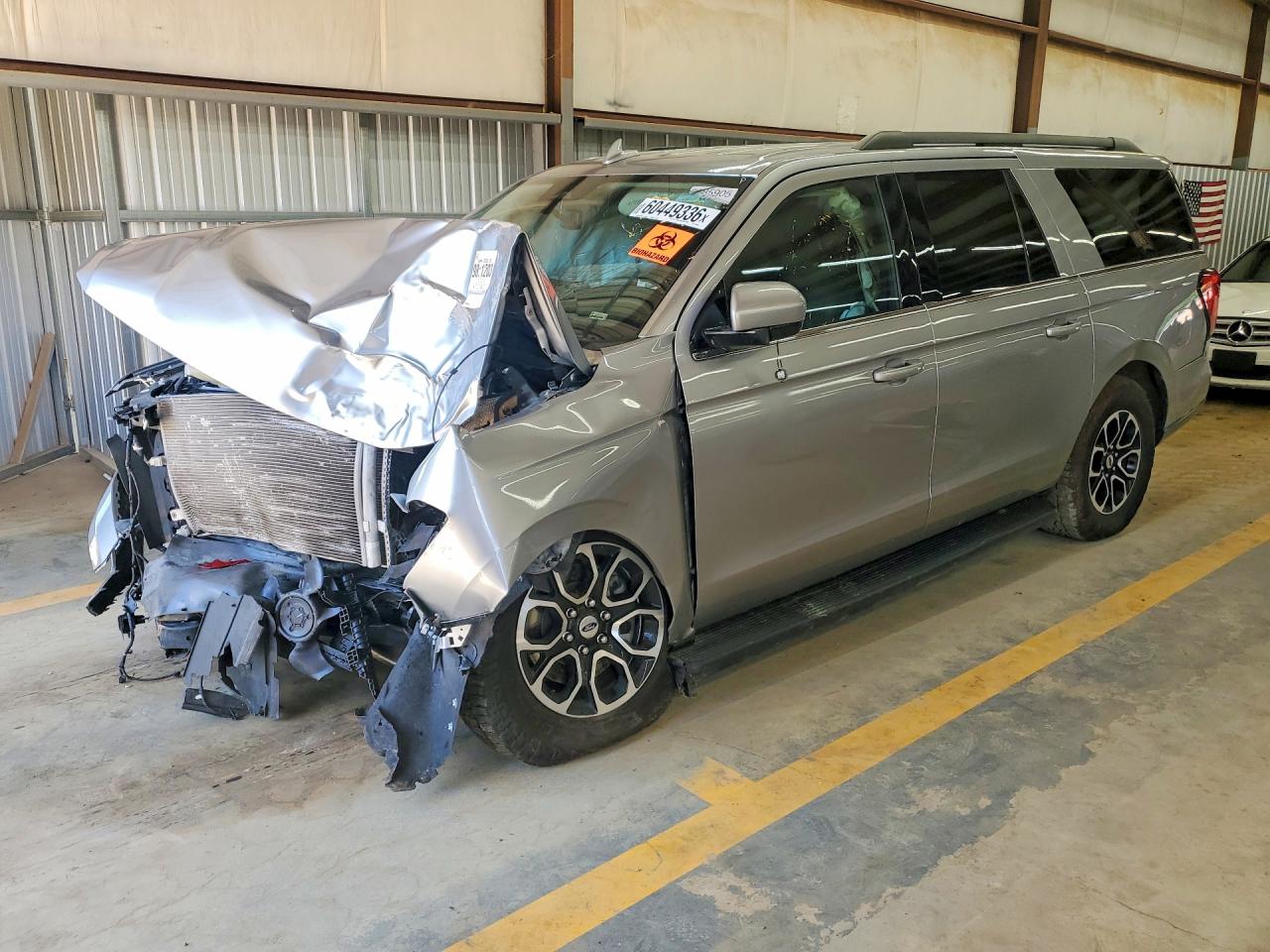 Photo of the 2024 FORD EXPEDITION MAX XLT