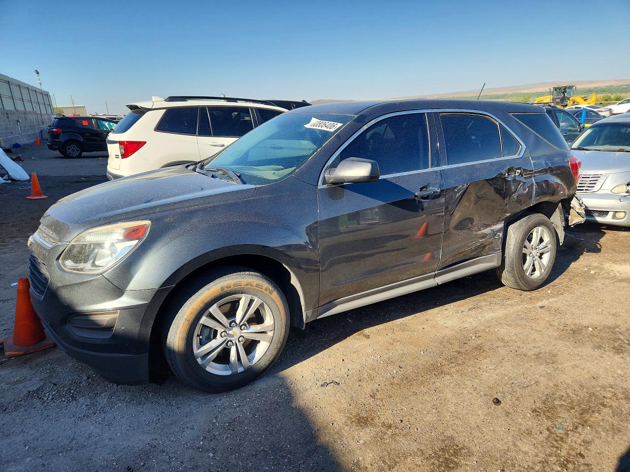 Photo of the 2017 CHEVROLET EQUINOX LS