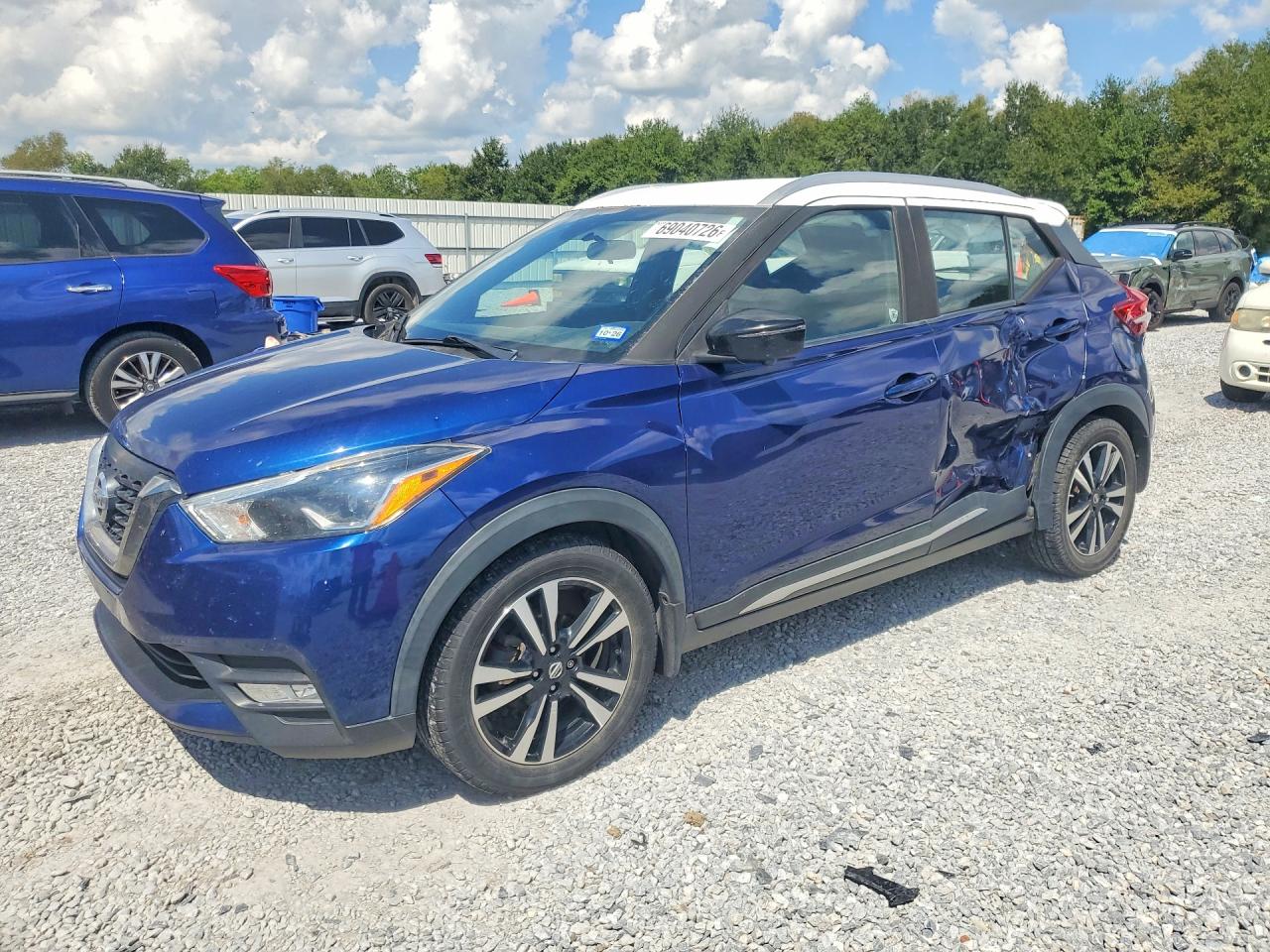 Photo of the 2018 NISSAN KICKS SR