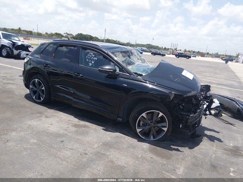 Photo of the 2024 AUDI Q4 E-TRON PRESTIGE 55 QUATTRO