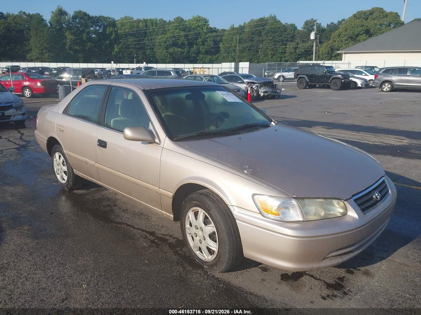 Photo of the 2001 TOYOTA CAMRY CE