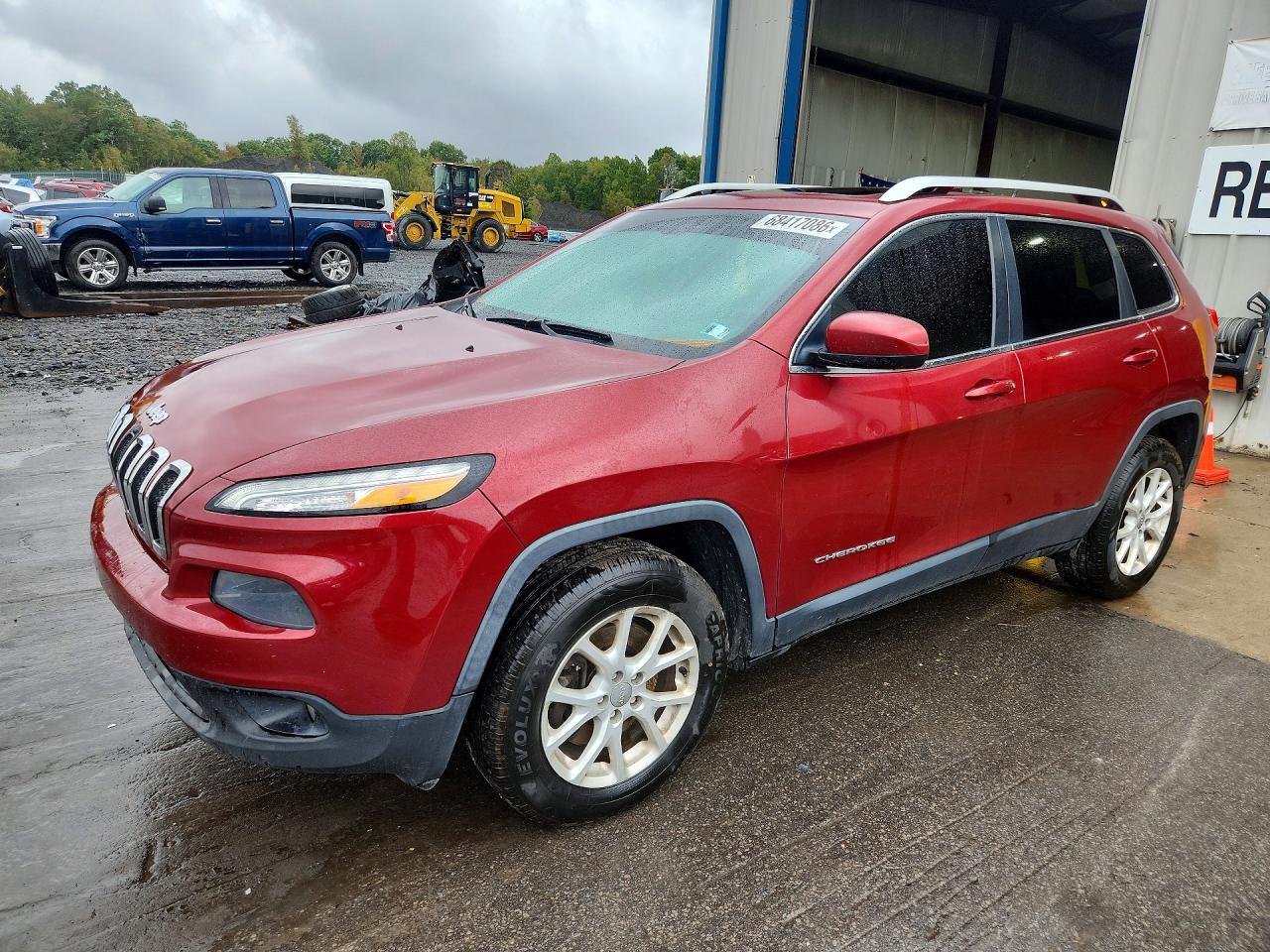 Photo of the 2015 JEEP CHEROKEE LATITUDE