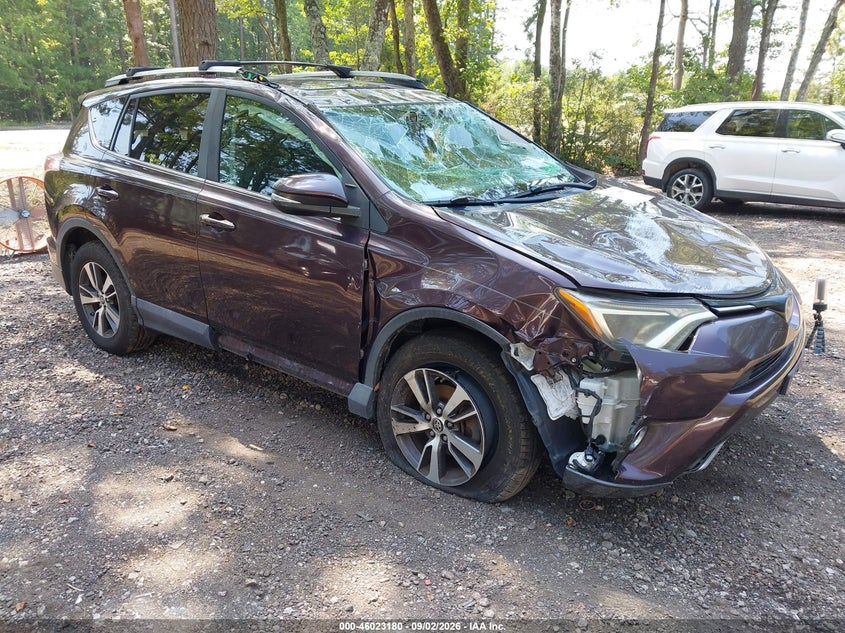 Photo of the 2018 TOYOTA RAV4 XLE