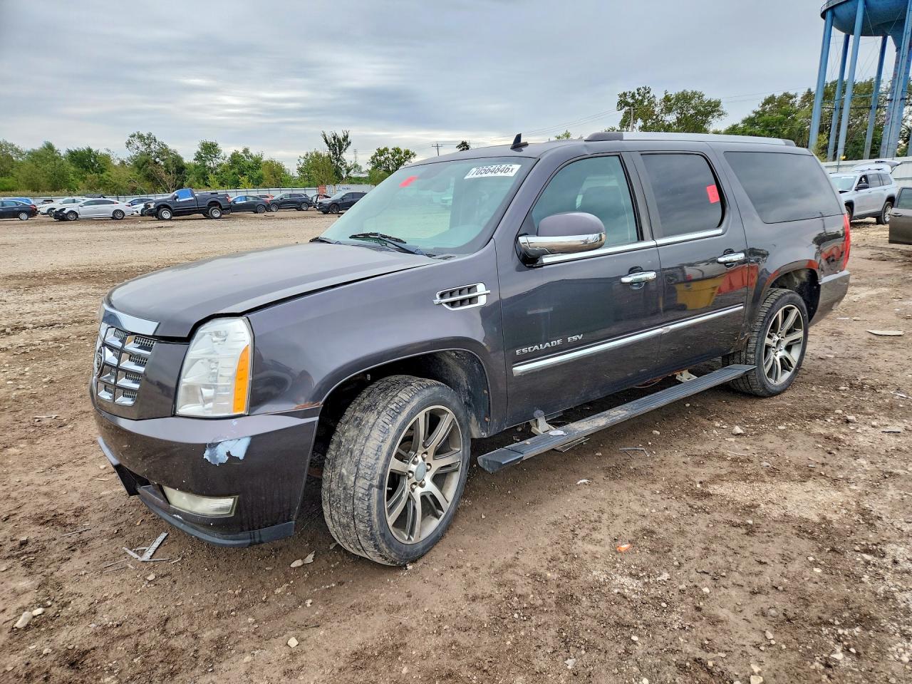 Photo of the 2010 CADILLAC ESCALADE ESV PREMIUM