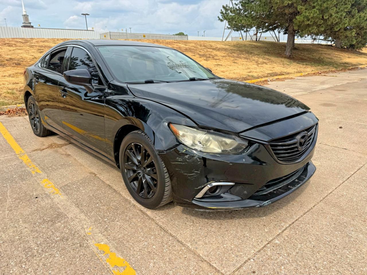 Photo of the 2016 MAZDA 6 SPORT