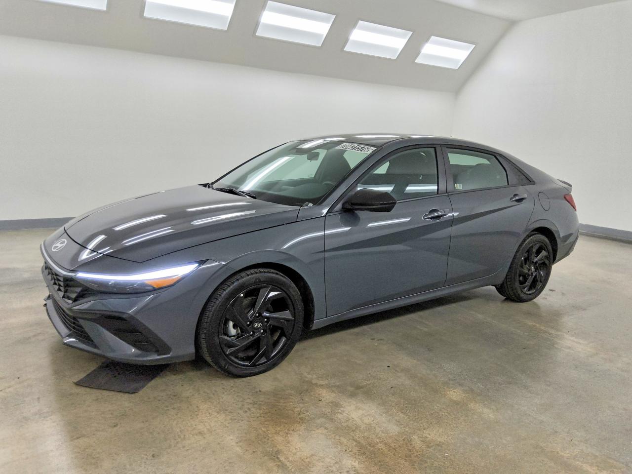 Photo of the 2026 HYUNDAI ELANTRA SEL SPORT