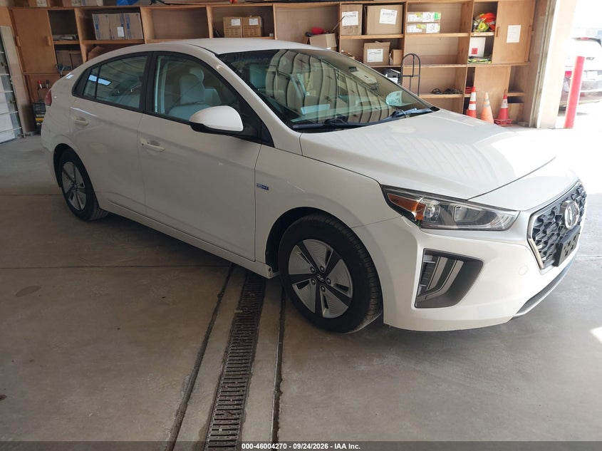 Photo of the 2020 HYUNDAI IONIQ HYBRID BLUE