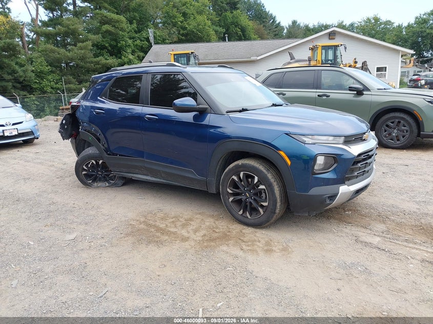 Photo of the 2021 CHEVROLET TRAILBLAZER FWD LT