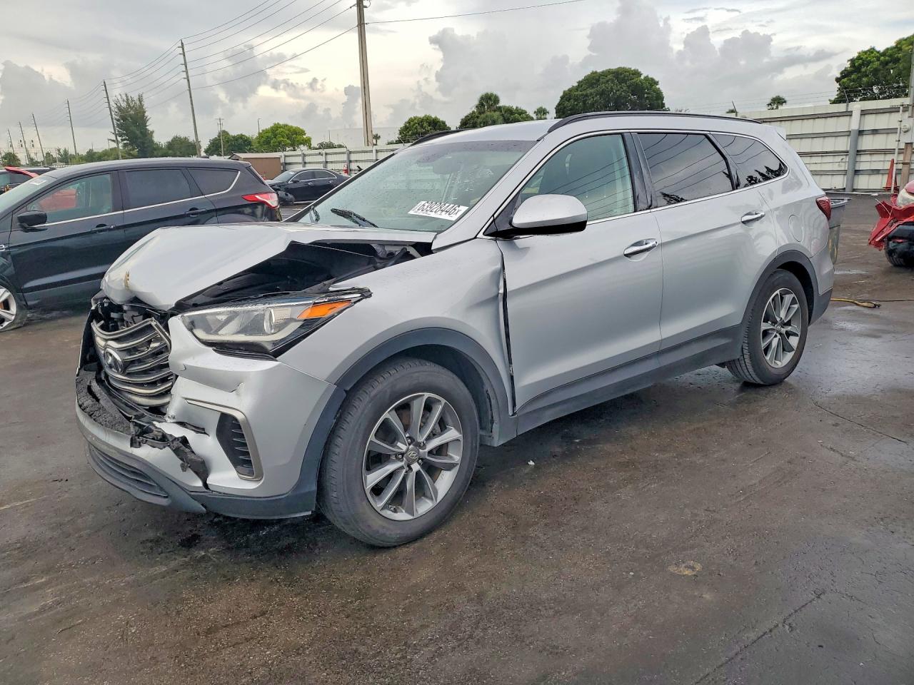 Photo of the 2019 HYUNDAI SANTA FE XL SE
