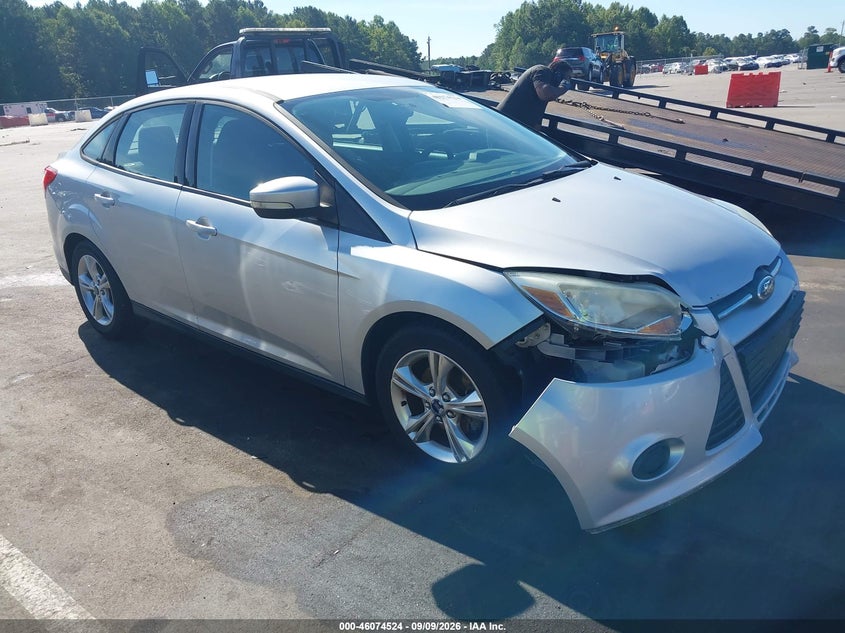 Photo of the 2014 FORD FOCUS SE
