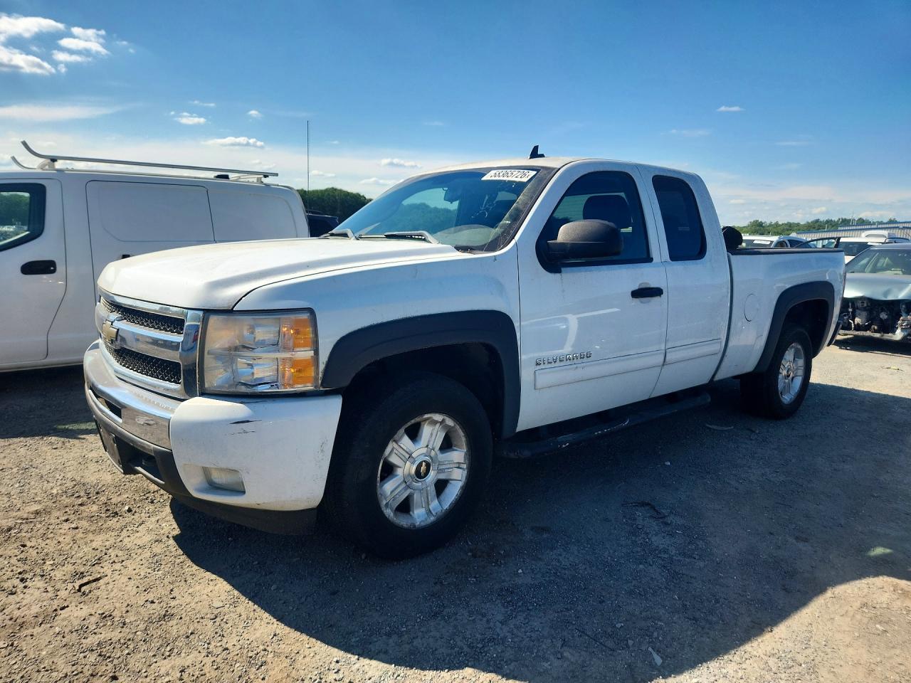 Photo of the 2011 CHEVROLET SILVERADO 1500