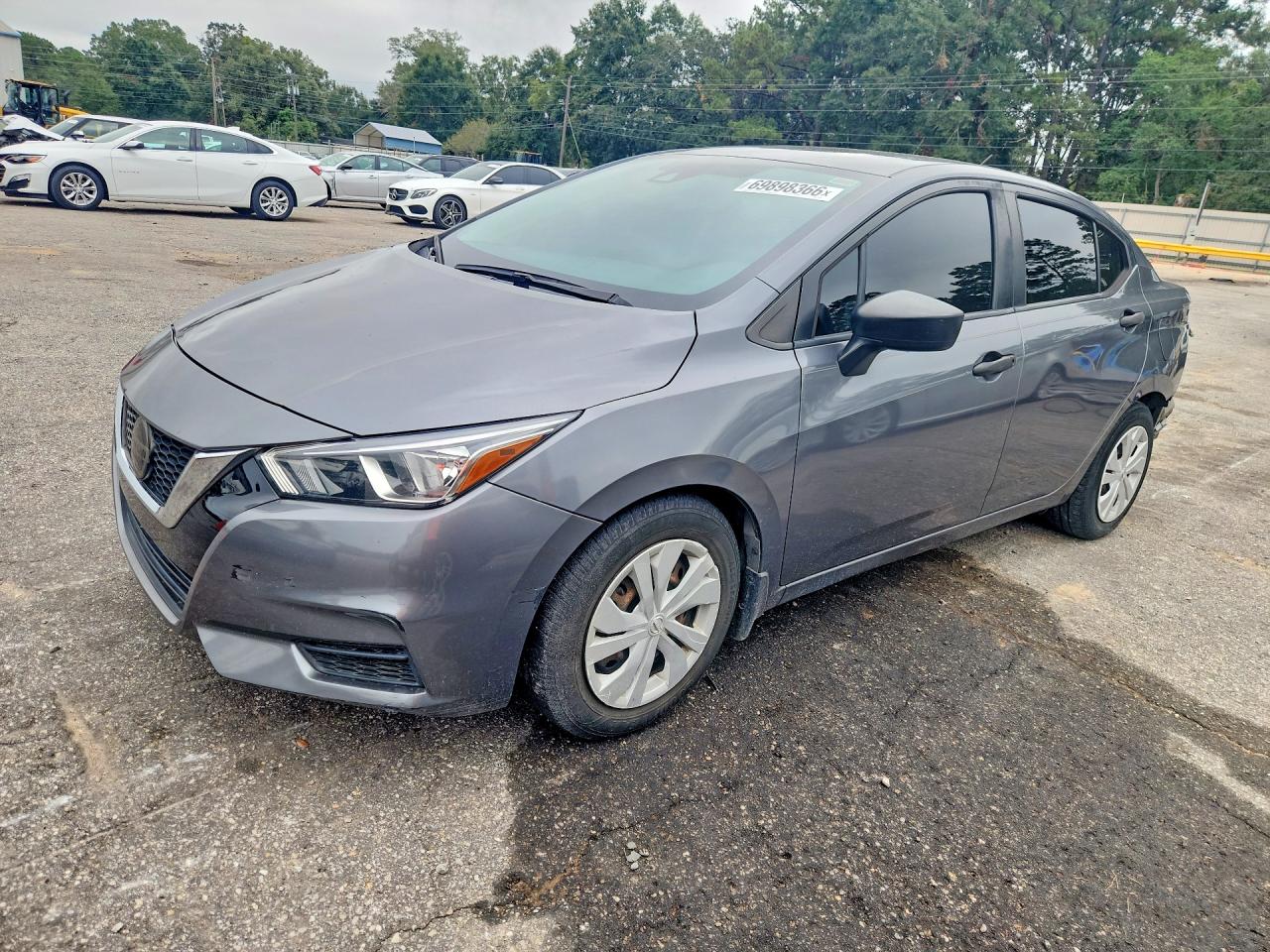Photo of the 2020 NISSAN VERSA S