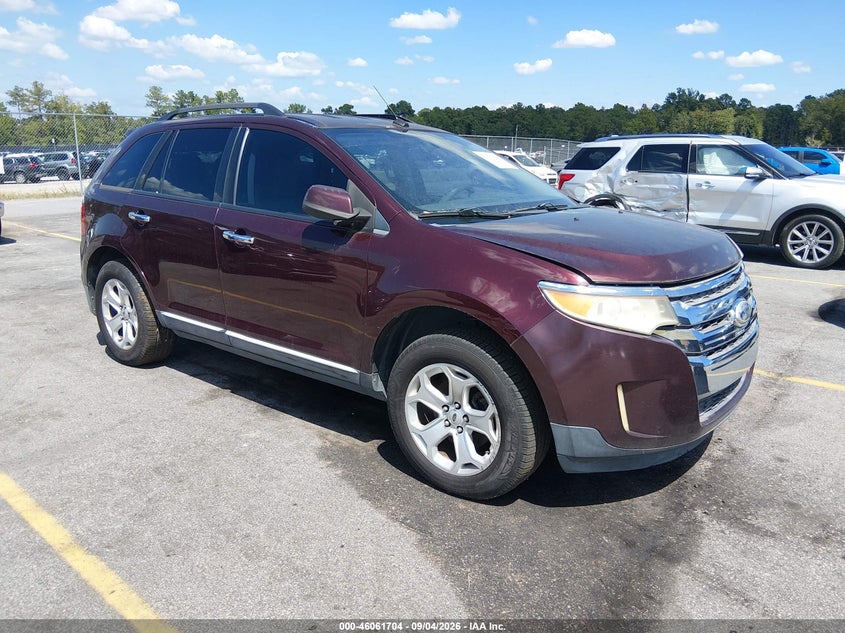 Photo of the 2011 FORD EDGE SEL