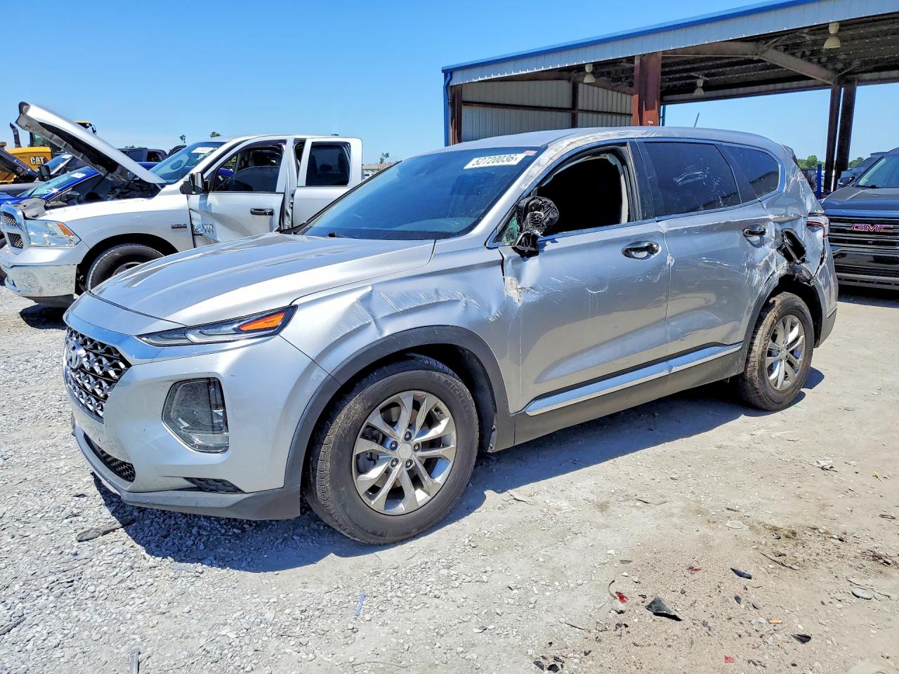 Photo of the 2020 HYUNDAI SANTA FE SE