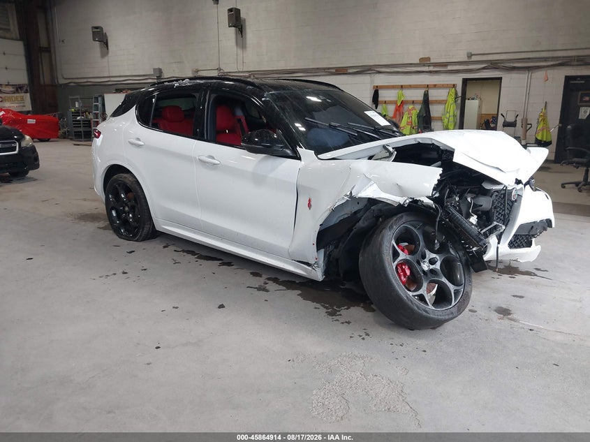Photo of the 2022 ALFA ROMEO STELVIO VELOCE TI AWD