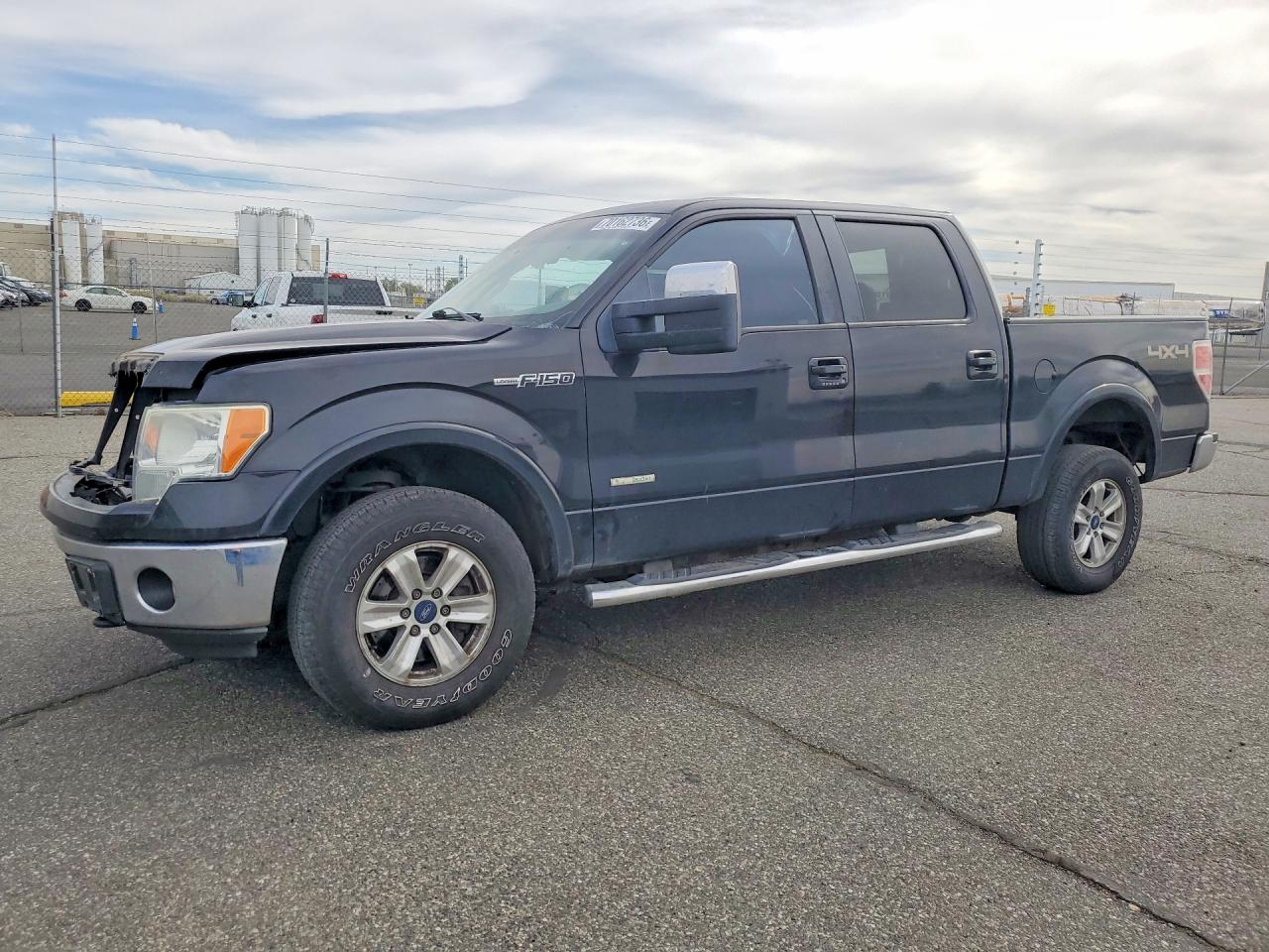 Photo of the 2011 FORD F150 SUPERCREW
