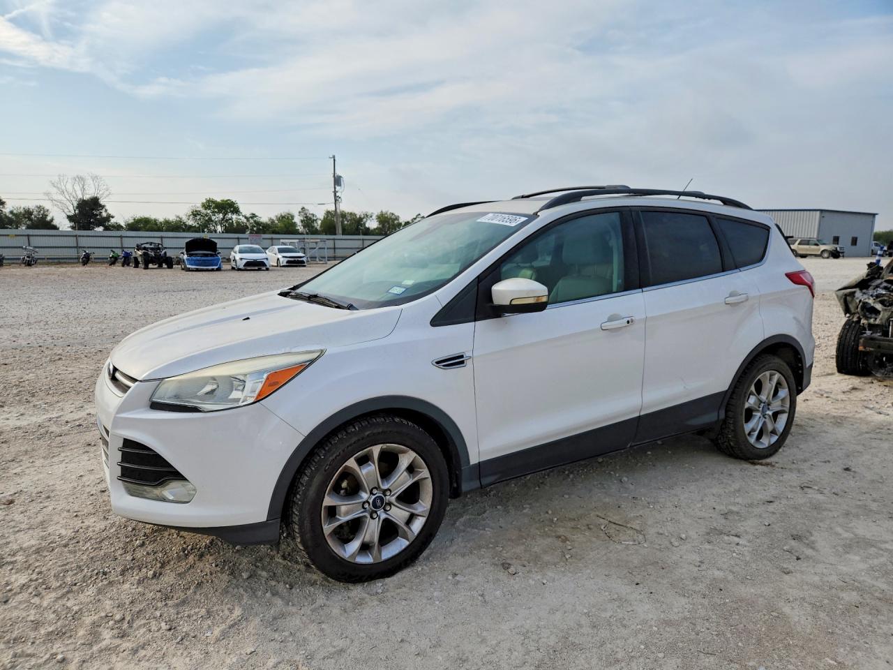 Photo of the 2013 FORD ESCAPE SEL