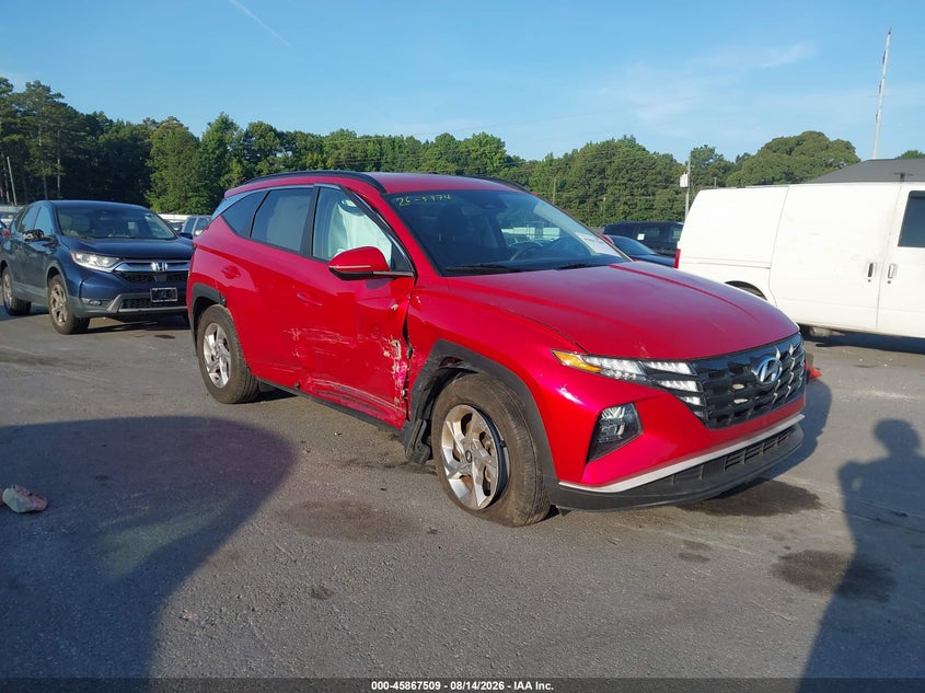 Photo of the 2023 HYUNDAI TUCSON SEL