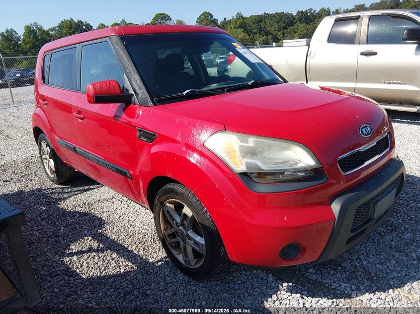 Photo of the 2011 KIA SOUL +