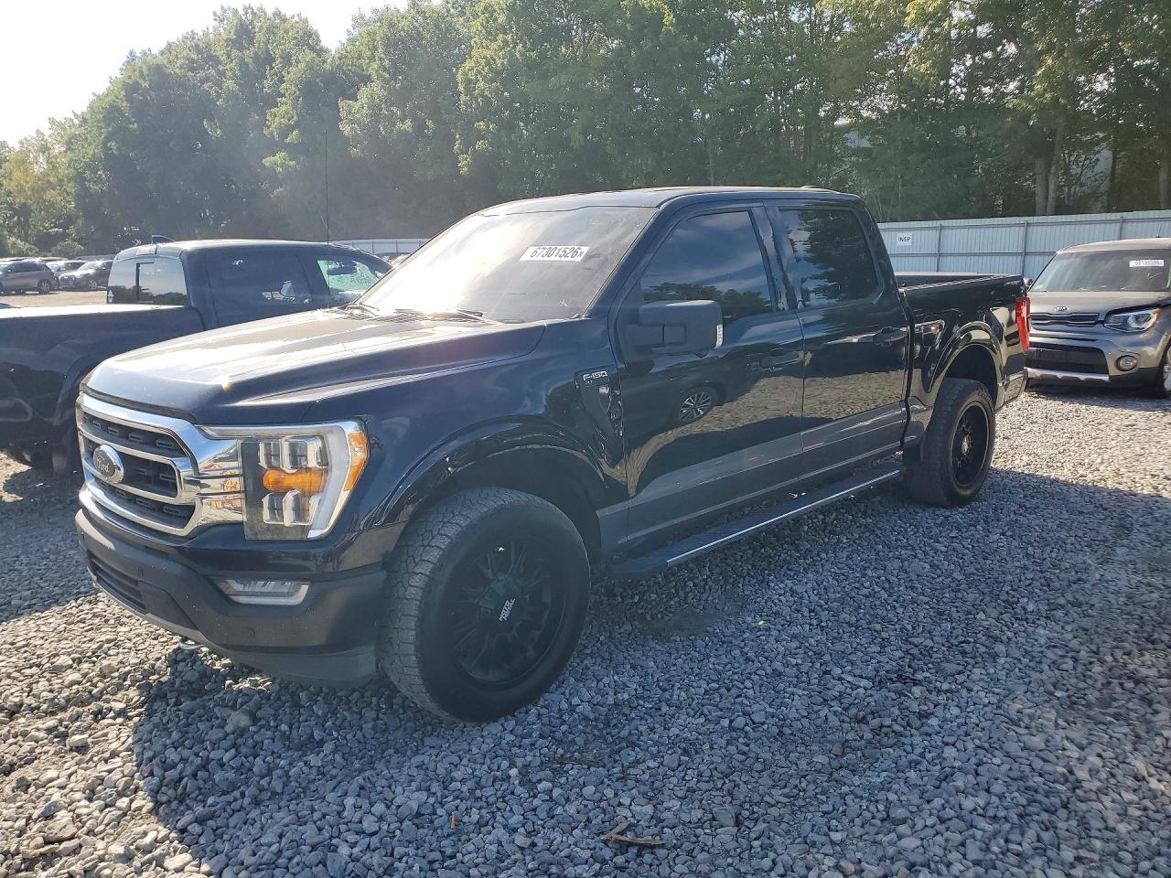 Photo of the 2021 FORD F150 SUPERCREW