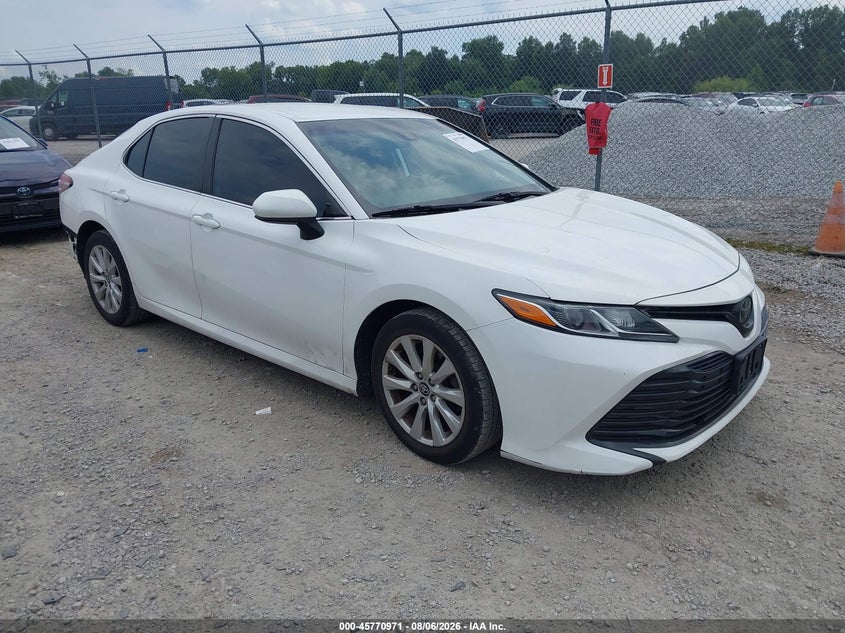 Photo of the 2019 TOYOTA CAMRY LE