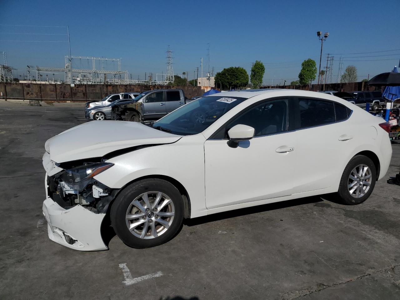 Photo of the 2016 MAZDA 3 TOURING