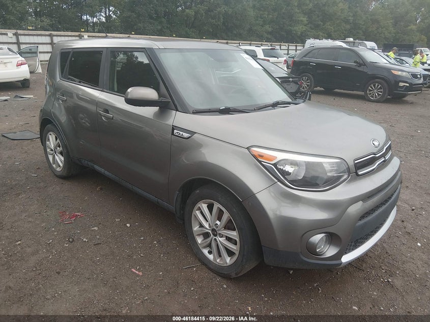 Photo of the 2017 KIA SOUL +