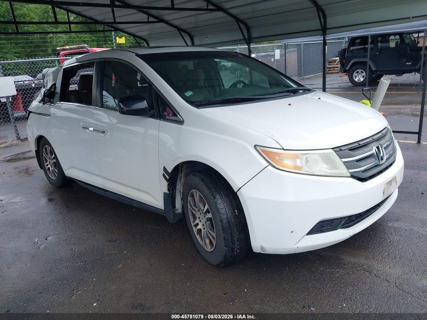 Photo of the 2013 HONDA ODYSSEY EX-L