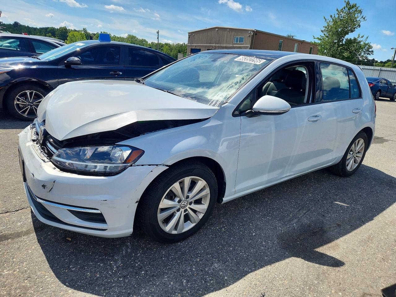 Photo of the 2021 VOLKSWAGEN GOLF