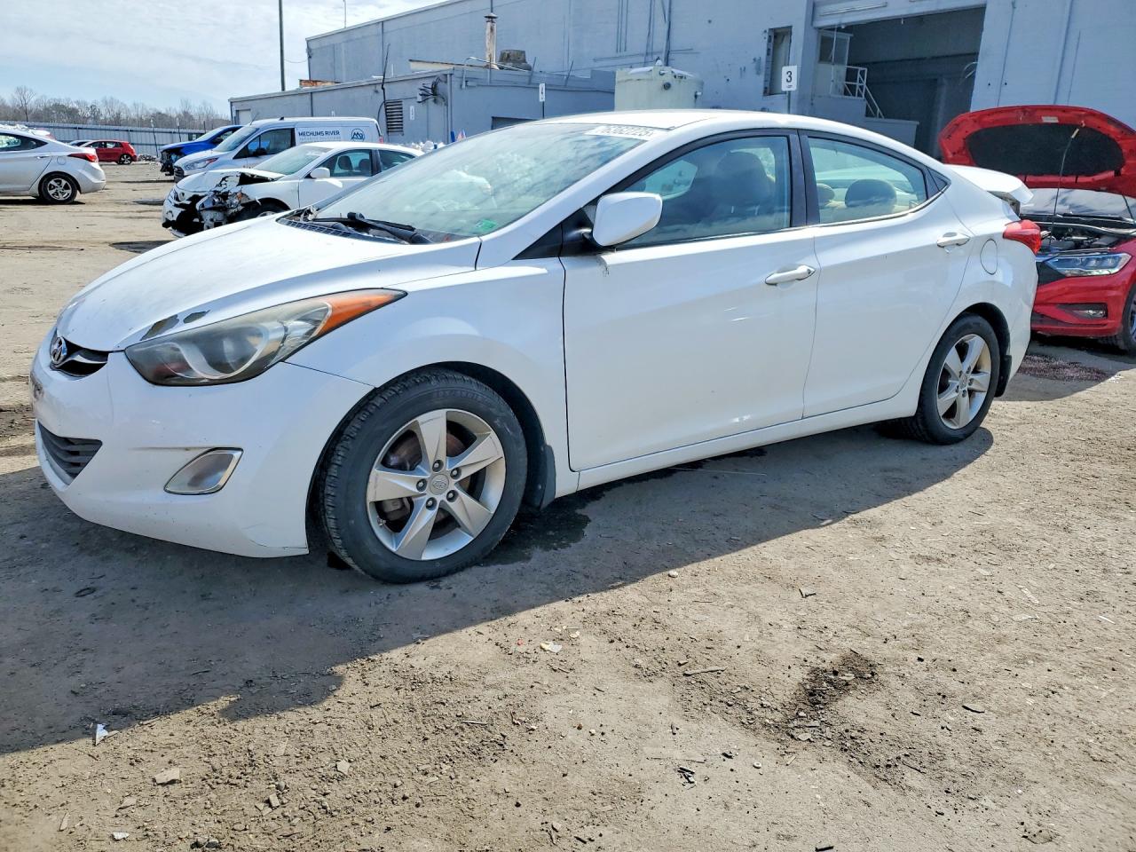 Photo of the 2014 HYUNDAI ELANTRA