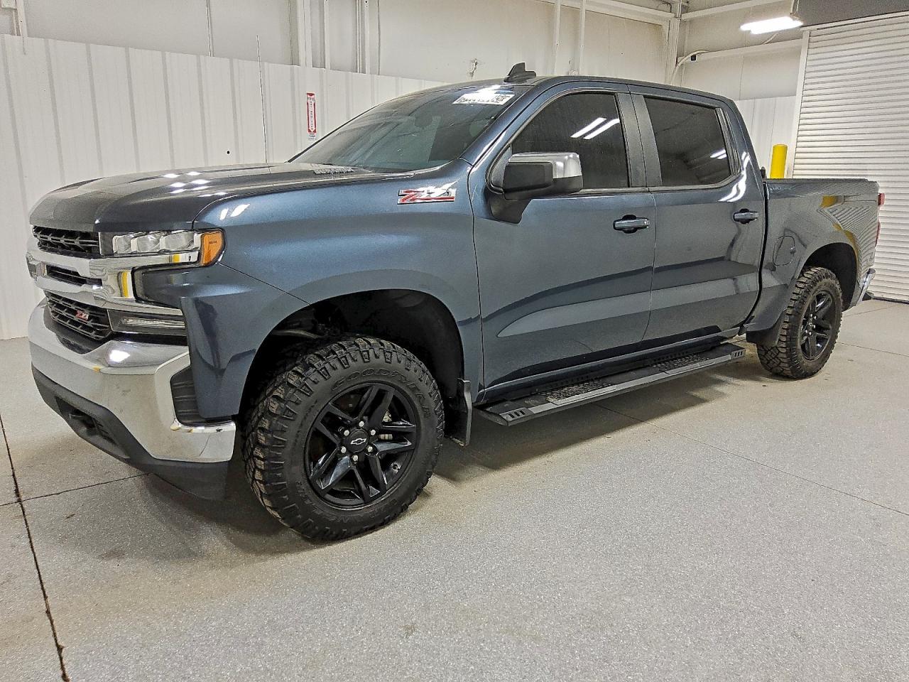 Photo of the 2020 CHEVROLET SILVERADO K1500 LT