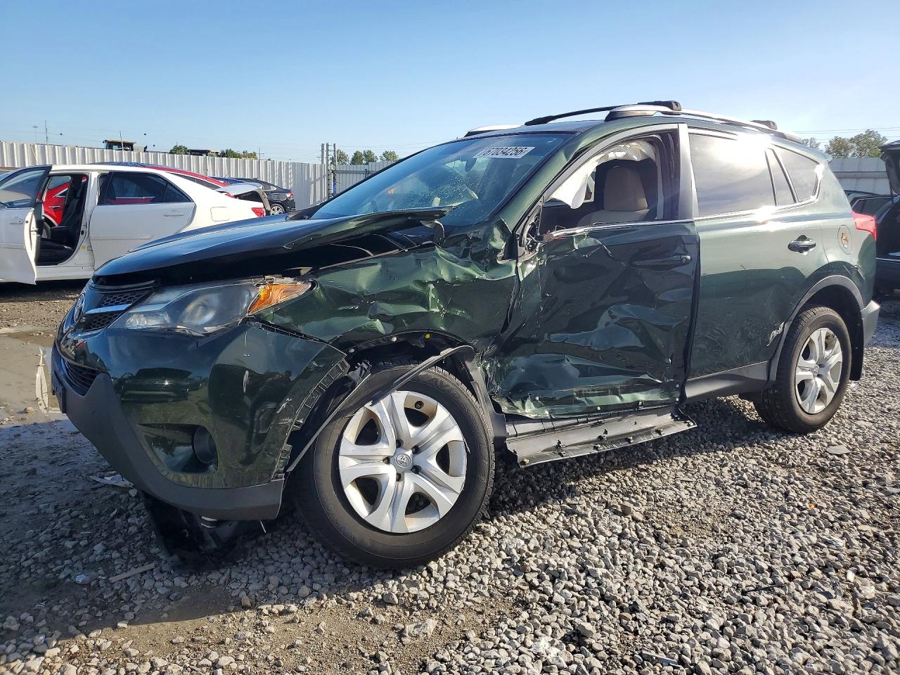 Photo of the 2013 TOYOTA RAV4 LE