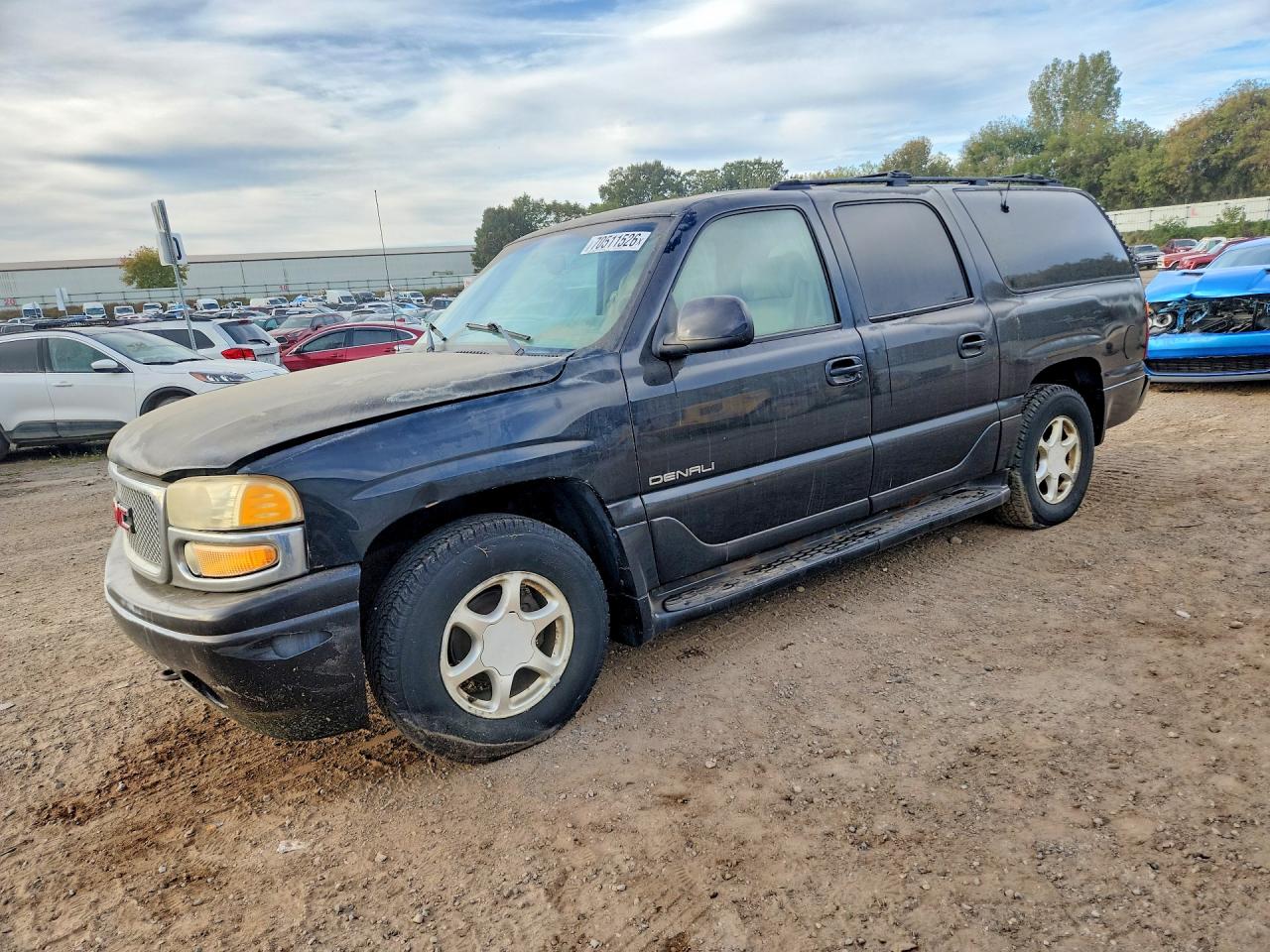 Photo of the 2001 GMC DENALI XL K1500