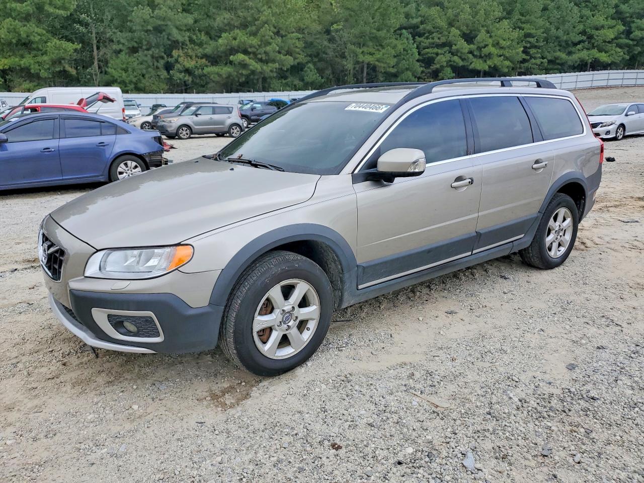 Photo of the 2011 VOLVO XC70 3.2