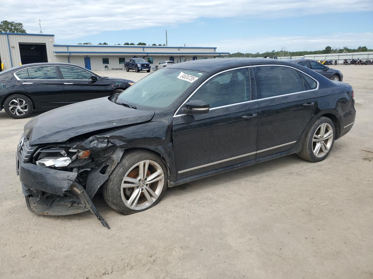 Photo of the 2014 VOLKSWAGEN PASSAT SEL