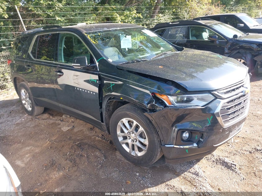 Photo of the 2018 CHEVROLET TRAVERSE LT CLOTH