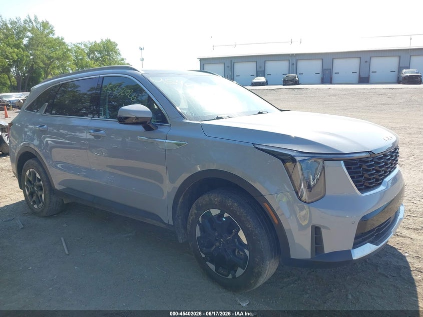Photo of the 2025 KIA SORENTO S