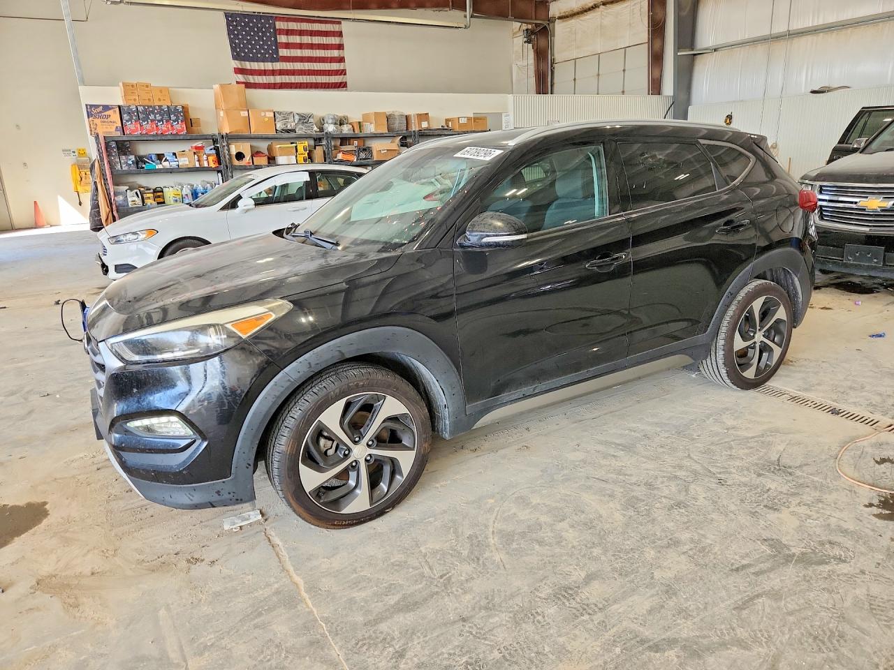 Photo of the 2017 HYUNDAI TUCSON SPORT
