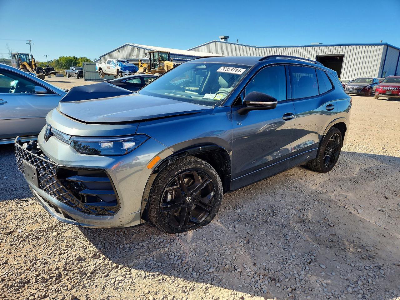 Photo of the 2026 VOLKSWAGEN TIGUAN SE R-LINE BLACK