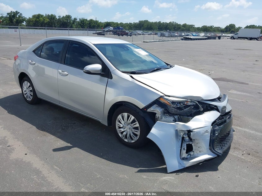 Photo of the 2018 TOYOTA COROLLA SE