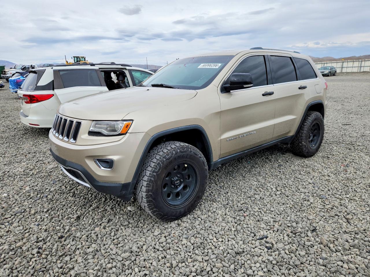 Photo of the 2015 JEEP GRAND CHEROKEE LIMITED