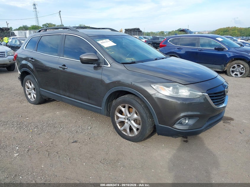 Photo of the 2015 MAZDA CX-9 TOURING