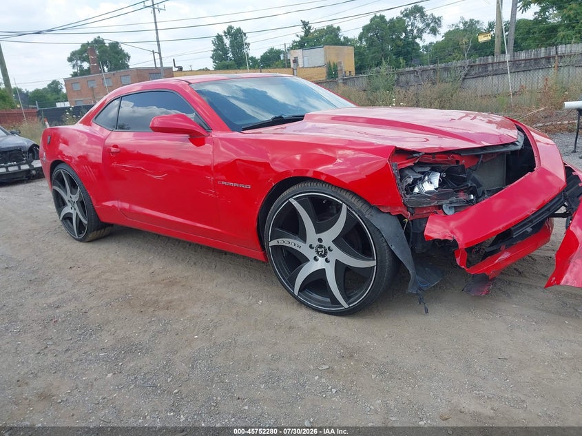 Photo of the 2014 CHEVROLET CAMARO 2LS