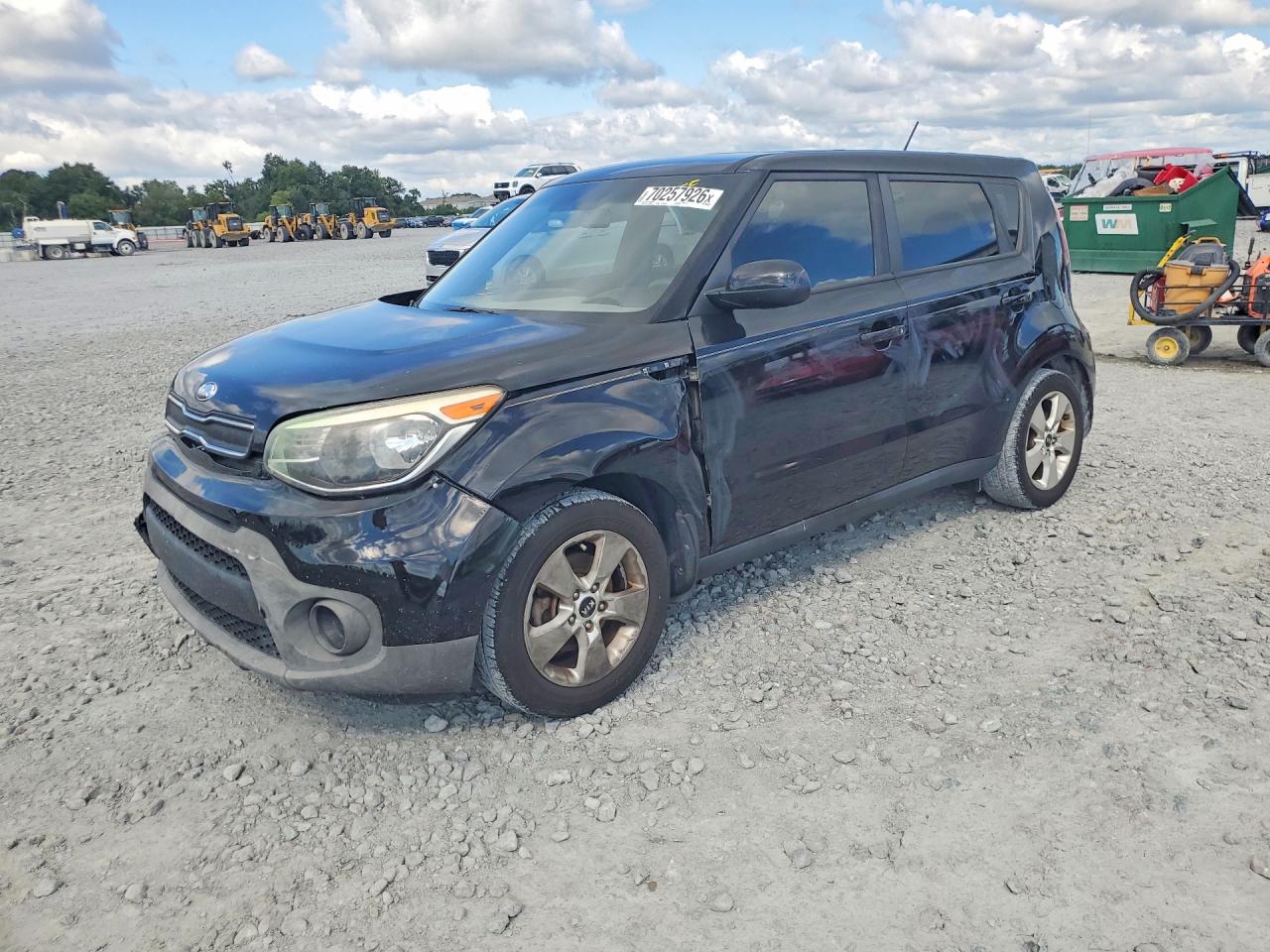 Photo of the 2017 KIA SOUL BASE
