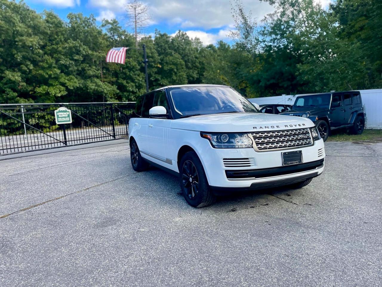 Photo of the 2014 LAND ROVER RANGE ROVER HSE