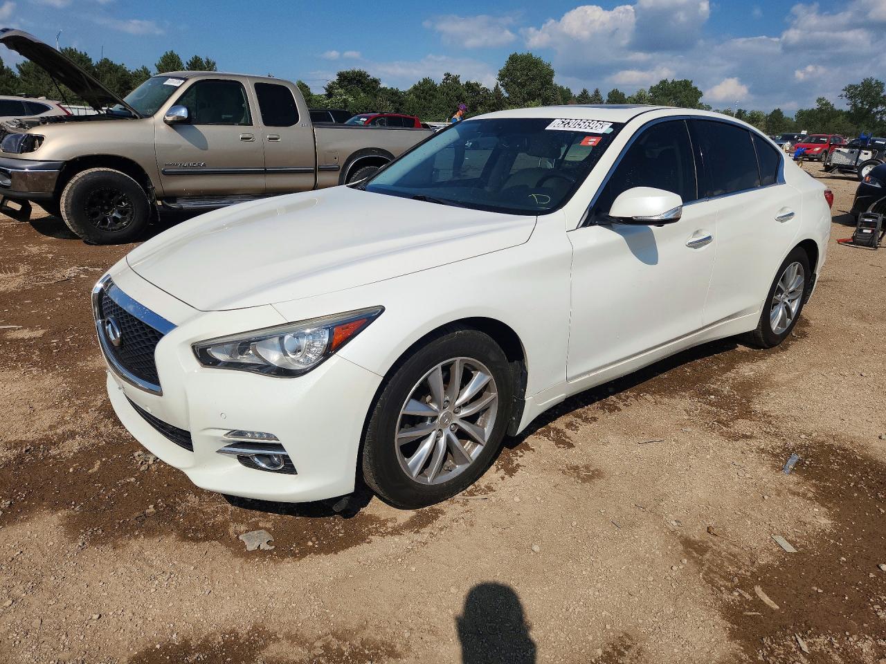 Photo of the 2017 INFINITI Q50 3.0T PREMIUM