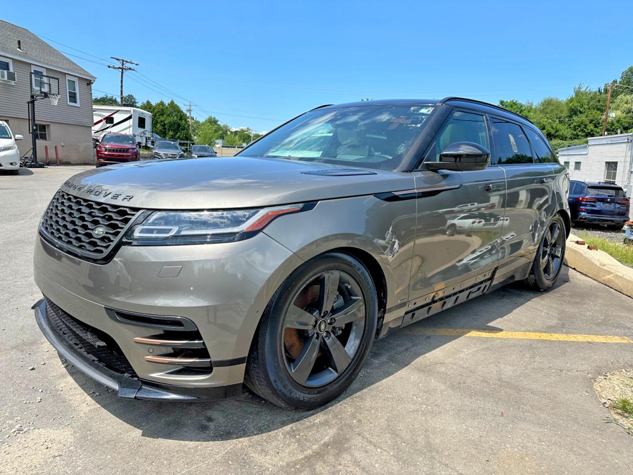 Photo of the 2020 LAND ROVER RANGE ROVER VELAR R-DYNAMIC S