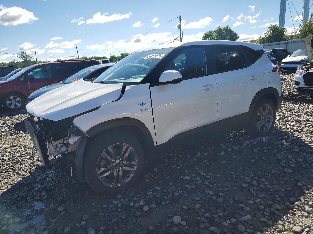Photo of the 2023 KIA SELTOS LX