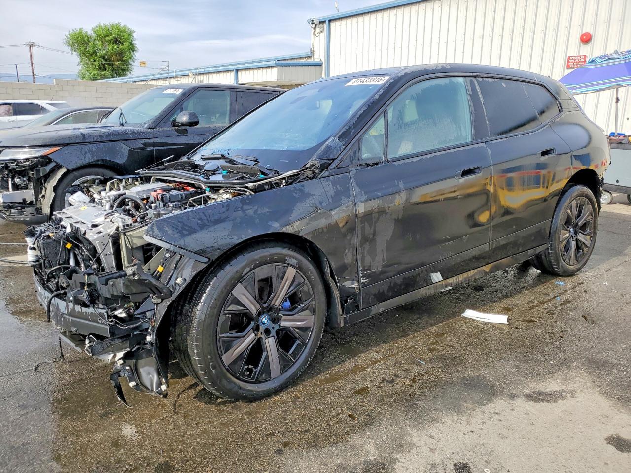 Photo of the 2024 BMW IX XDRIVE50