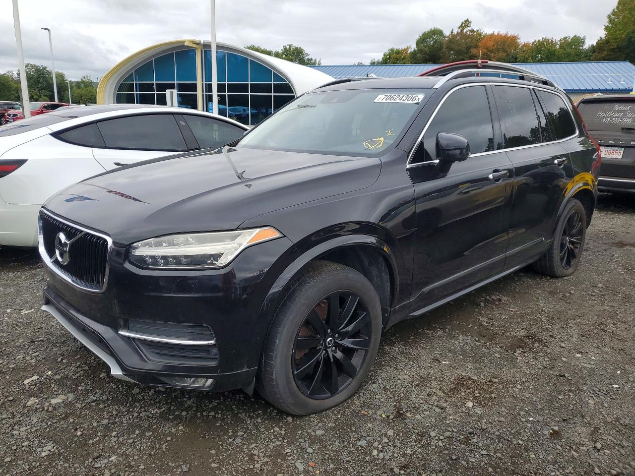 Photo of the 2016 VOLVO XC90 T6